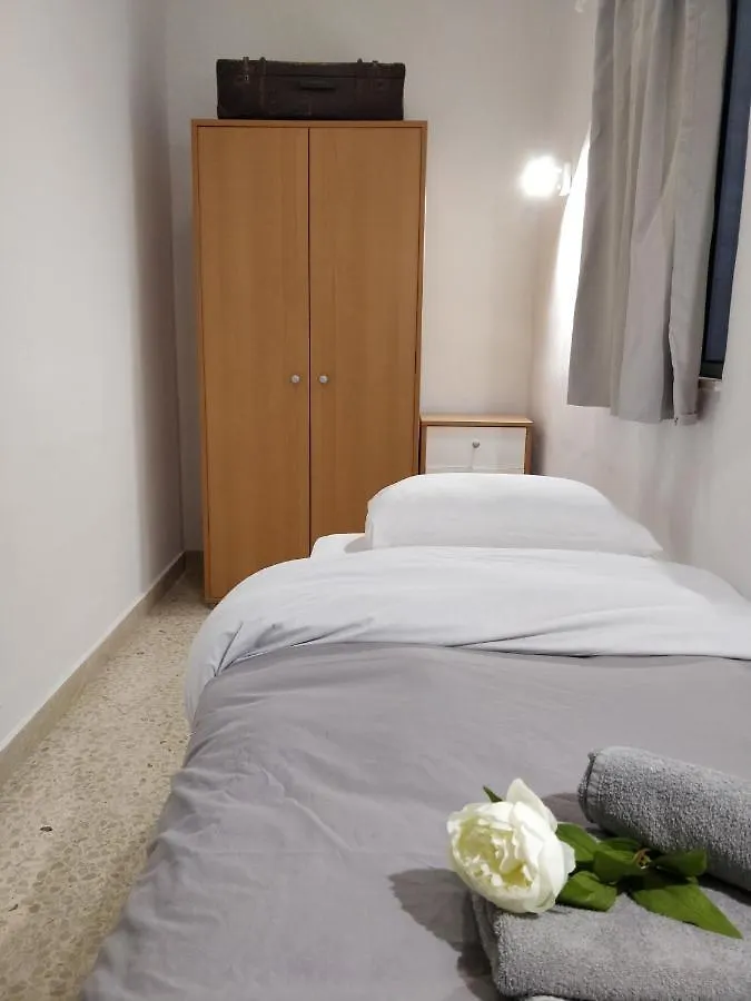 Large Apartment Close To Rocky Beach Mcre1-1 Sliema